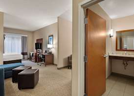 Comfort Suites Hummelstown - Hershey 4
