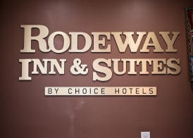 Rodeway Inn & Suites Bellflower 3