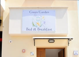 GREEN GARDEN BED & BREAKFAST 5