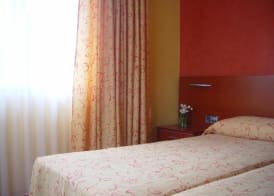 Hotel Dinajan 4