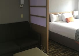 Microtel Inn & Suites by Wyndham Florence 3