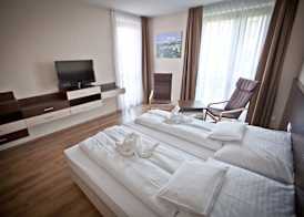 Ezüsthíd Hotel 4