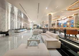 Jomtien Palm Beach Hotel & Resort - Family-Friendly 3