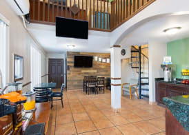 Super 8 by Wyndham Kingsport 3