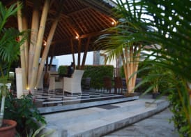 Cove Tevana 4