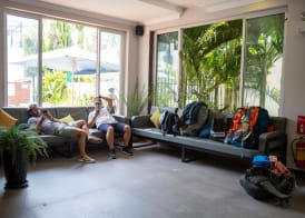 Mad Monkey Hostel Siem Reap 4