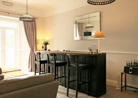 Ferndale Lodge 2
