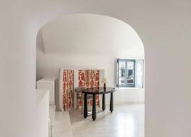 Vedema, a Luxury Collection Resort, Santorini 4