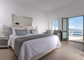 Aqua Luxury Suites by NOMÉE Hospitality Group 5