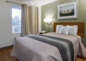 Suburban Studios Winston Salem-University Parkway 4