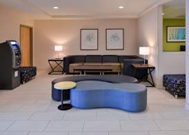 Holiday Inn Express and Suites West Ocean City by IHG 2