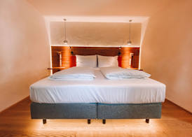 Altstadtmittehotel Sonne 4