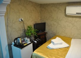 Lotus Hotel 4