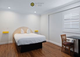 Gateway Lodge 5