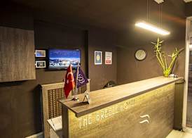 The Breeze Hotel 5