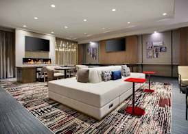 DoubleTree by Hilton Chicago Midway Airport 4