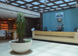Days Hotel By Wyndham Neemrana 3