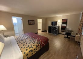 Economy Inn 4