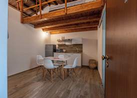 Zisa Castle Apartment by Wonderful Italy 3