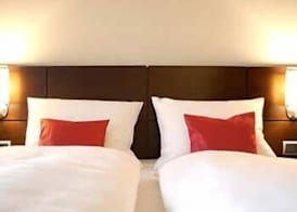 Altera Hotel 5