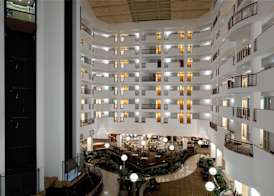 Embassy Suites by Hilton Portland Airport 4