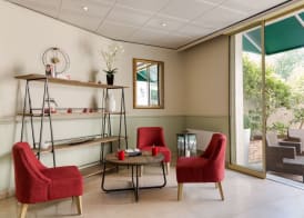 Hotel Le Cardinal Rueil Centre 2