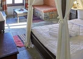 Atrapos Hotel 5