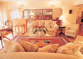 Minerva Premier Hotel 3