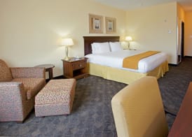 Holiday Inn Express & Suites PEARLAND by IHG 2