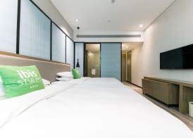 Ibis Styles Shanghai Hongqiao Airport 2