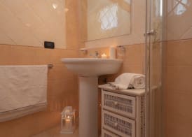 Appartamenti Le Fontane con piscina 5