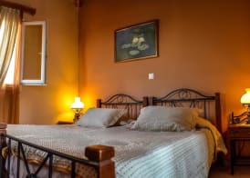 Mainades Maisonettes & Studios - Andros Serene Escape 5