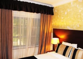 Apo Apartments 4