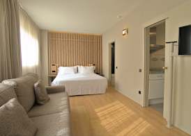 Aparthotel Atenea Barcelona 5