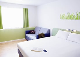 Warrington Motel, J20 M6 Lymm Services 3