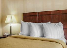 Days Inn by Wyndham Pottstown 2