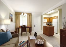 Calypso Cay Vacation Villas 4