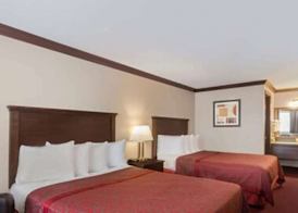 Days Inn by Wyndham Auburn 2