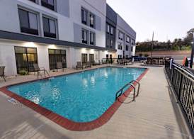 Hampton Inn Kerrville, TX 5
