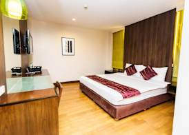 Bally Suite Silom 5