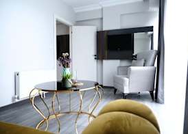 Liza Suit Hotel 5