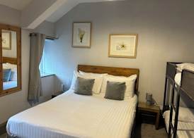 The Valley Hotel, Anglesey 4
