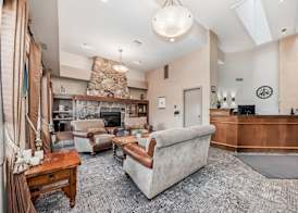 Stony Plain Inn & Suites 3