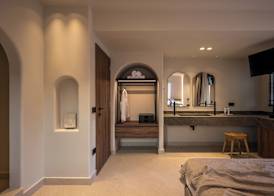 Soleil Rooms and Suites 5