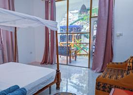 Tuna Nungwi Beach Bungalow 4