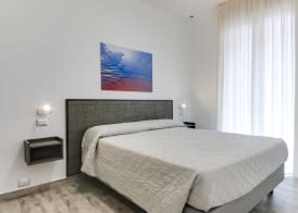 Elegance Suite Apartments - Siroli Collection 3