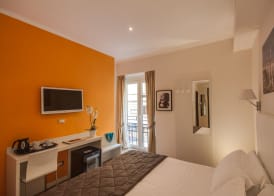 Tritone Top House 2