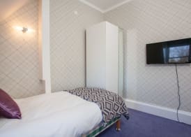 Kingsley Guest House 4