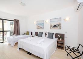Islet Seafront 1 Bedroom Apartment 4