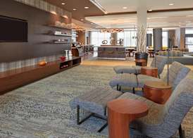 Courtyard by Marriott Kingston Highway 401 3
